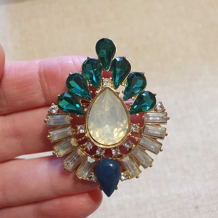 Распродаю свои украшения.