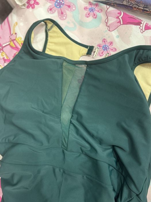 Продам купальники