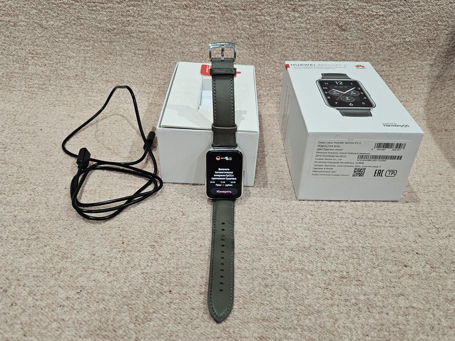 Продаются смарт часы Huawei watch fit 2