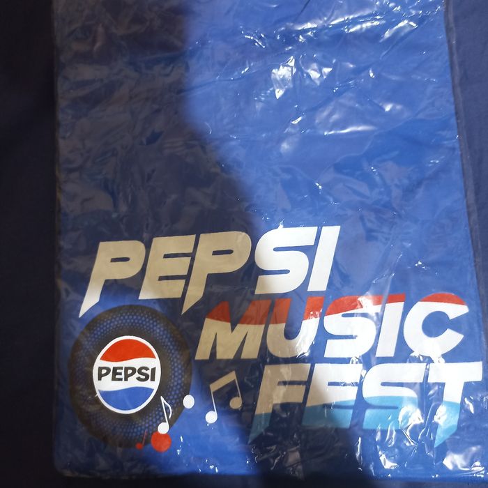 Vip билет на Willy Williams