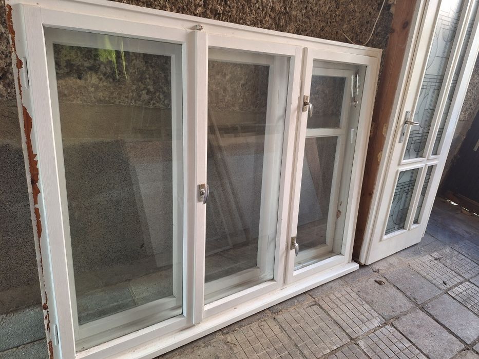 Качествена дървена дограма