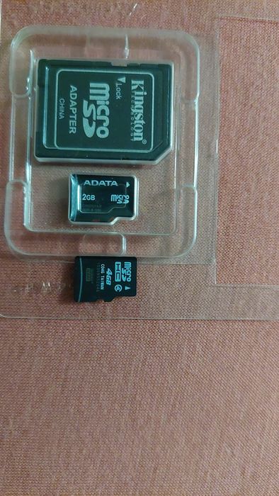 Carduri microSD de 4Gb si 2 Gb