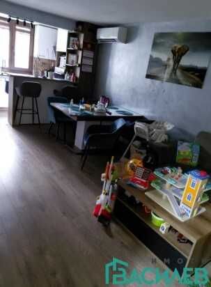 Продава се Тристаен апартамент в София, Център - 68 кв.м за 2175 €/кв.м - Снимка #3