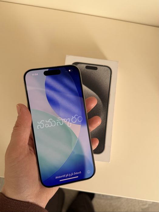 Продам айфон 15 про белый