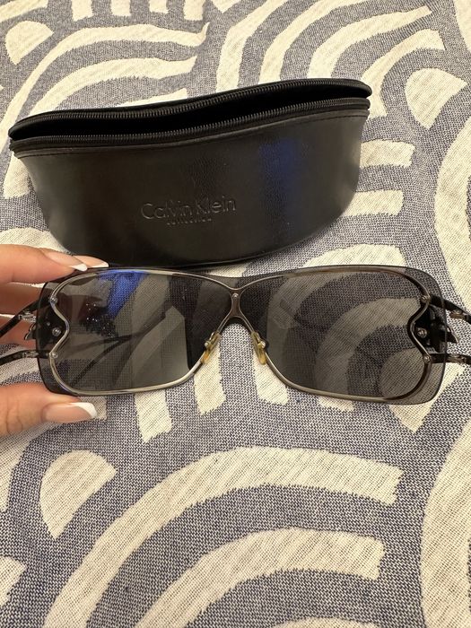 Солнцезащитные очки Vogue