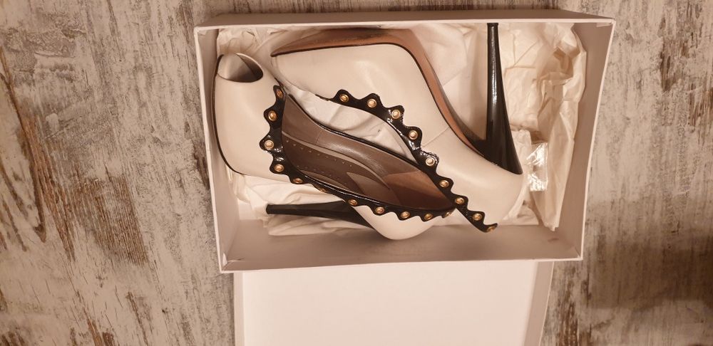 Pantofi originali versace