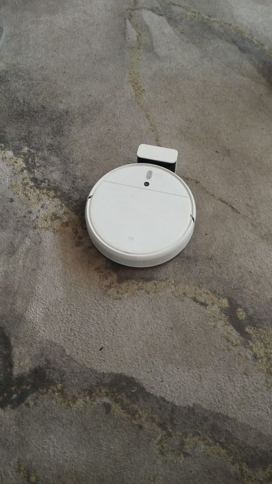 Продам робот пылесос