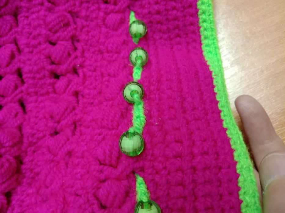 Вязанная шапочка для девочки