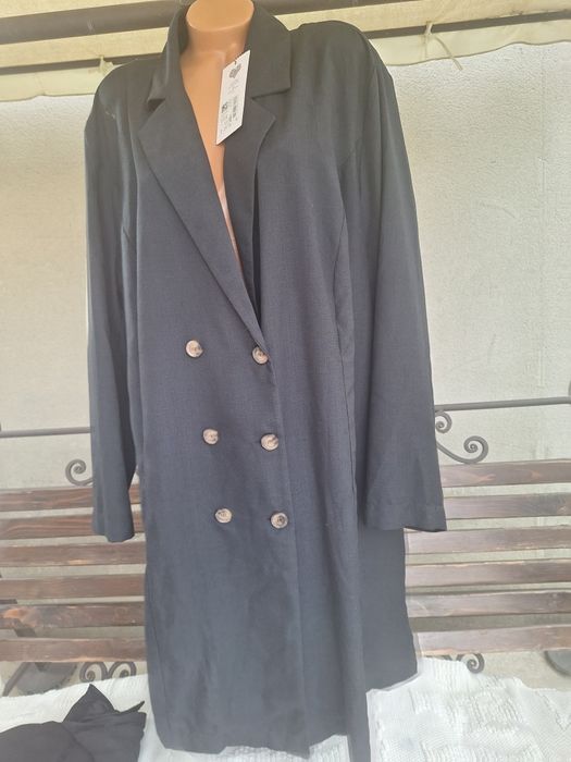 Sacou  de  dama  negru