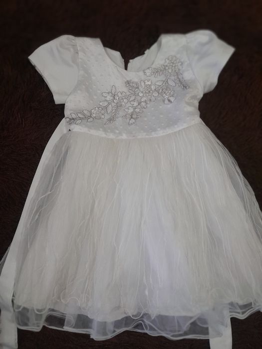 Продам платья для девочки