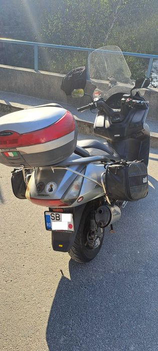 Suporti inox sidecase-uri de la Fehling  pentru Honda Silverwing 400/600