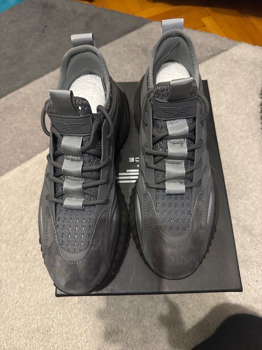 Мъжки спортни обувки