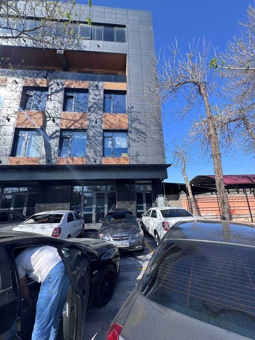 Сдам помещения под офис и магазин