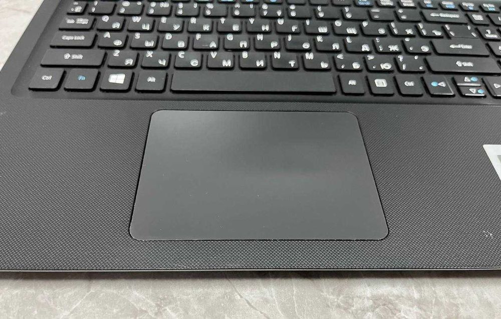 ACER Es1*Celeron/ОЗУ 8*SSD 128*Сабаққа Жұмысқа арналған