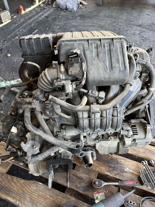 Сузуки Суифт  1,3 бензин 2006 г