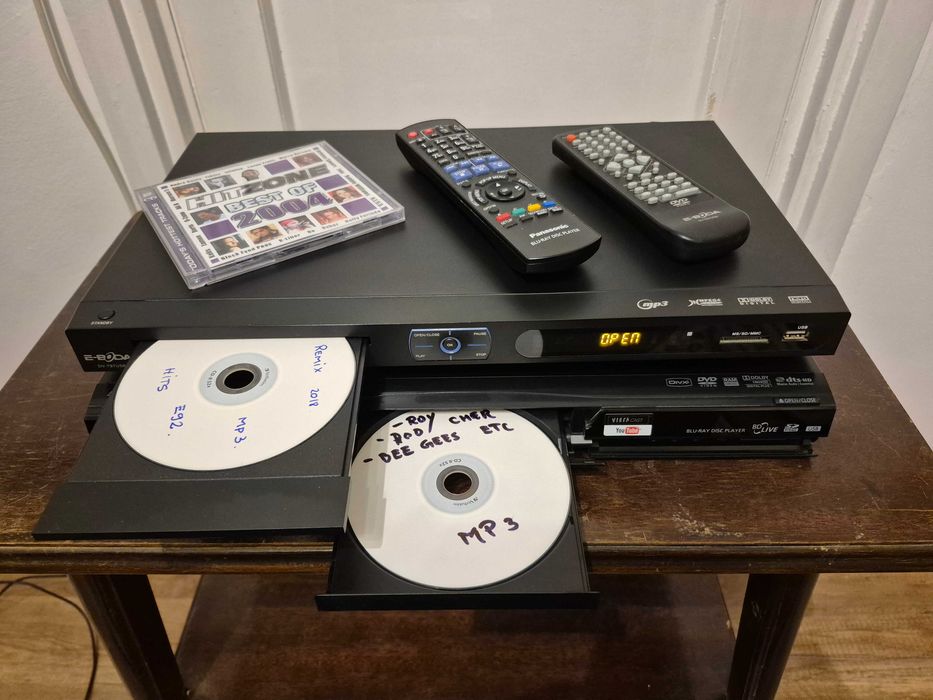 Vand DVD Eboda DV-797 USB impecabil !