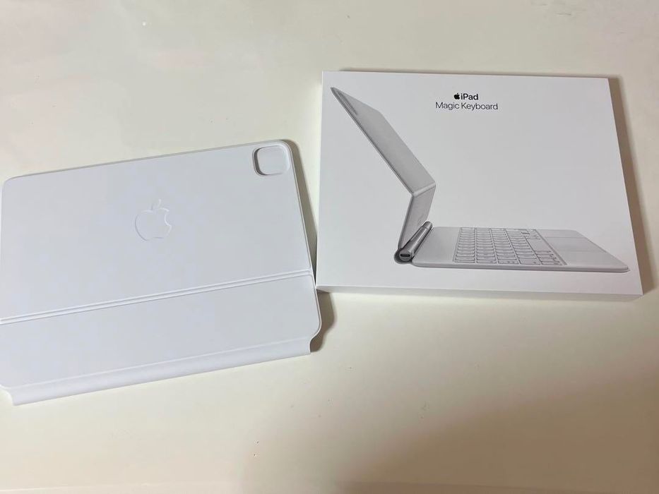 Apple Magic Keyboard iPad Pro 11 and 13-inch M4