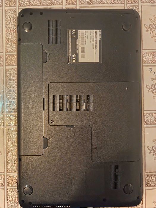 liptop Toshiba satellite pro i5