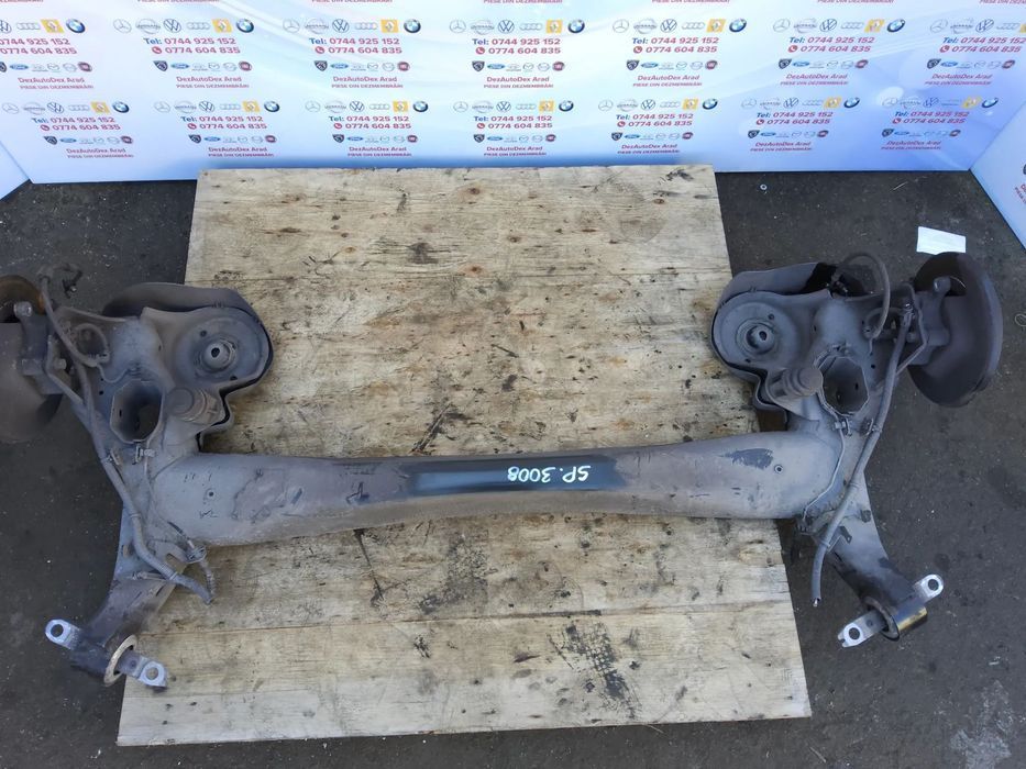 Punte spate Peugeot 3008 an 2016-2024 punte spate Peugeot 3008 II