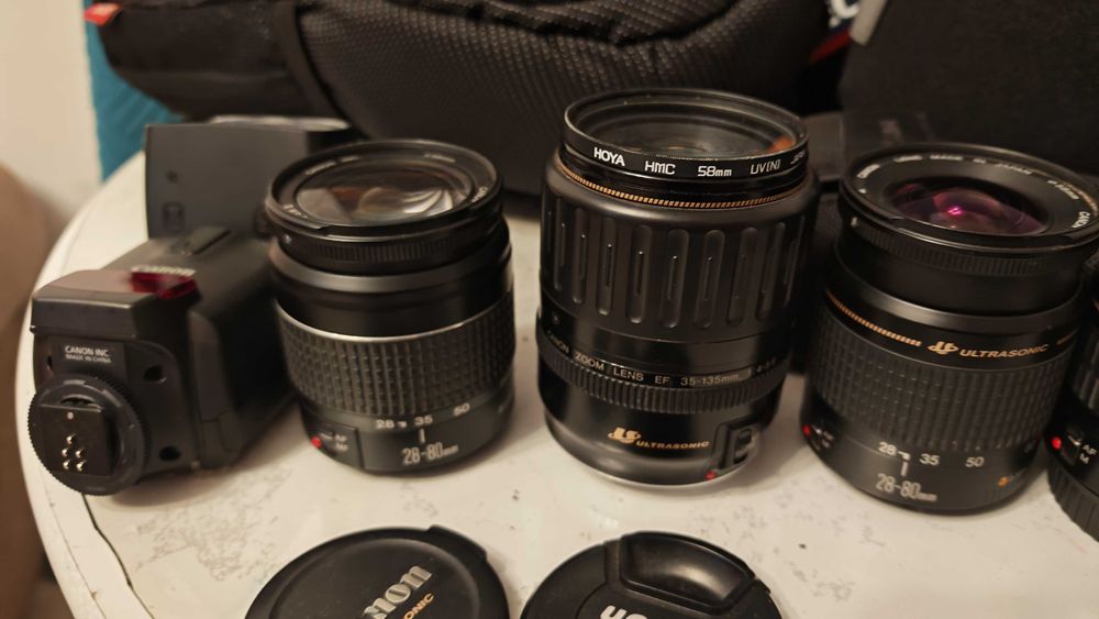 Obiective foto Canon 18-55,35-80,25-80, 35-105 Canon 30D , blitz