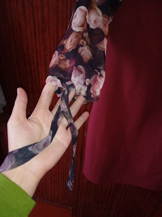 Новое платье 44 размер