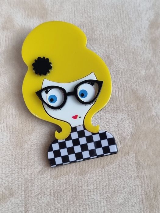 Брошки -елегантни и  модерни