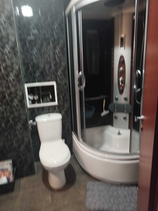 ТРИСТАЕН, Идеален център