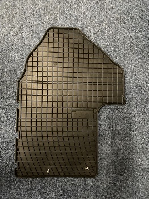 Set Covorase Presuri Auto Cauciuc Negru Mercedes-Benz Sprinter 3 2018+