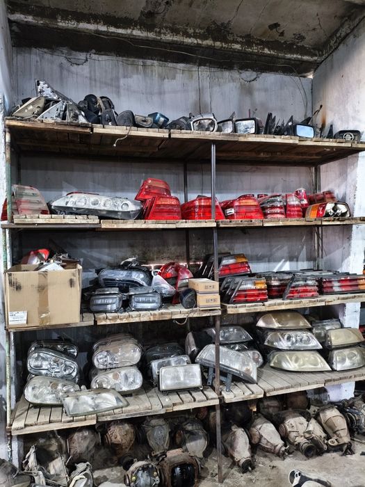 Фонари фары БМВ мерс Ауди фольц