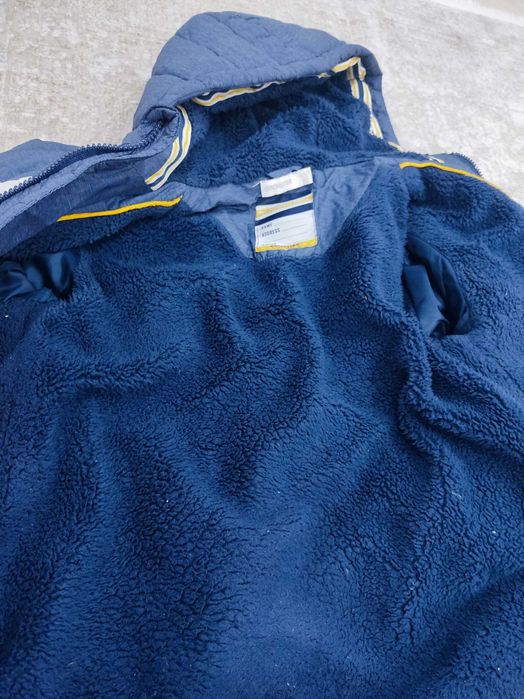 Продам куртку для мальчика