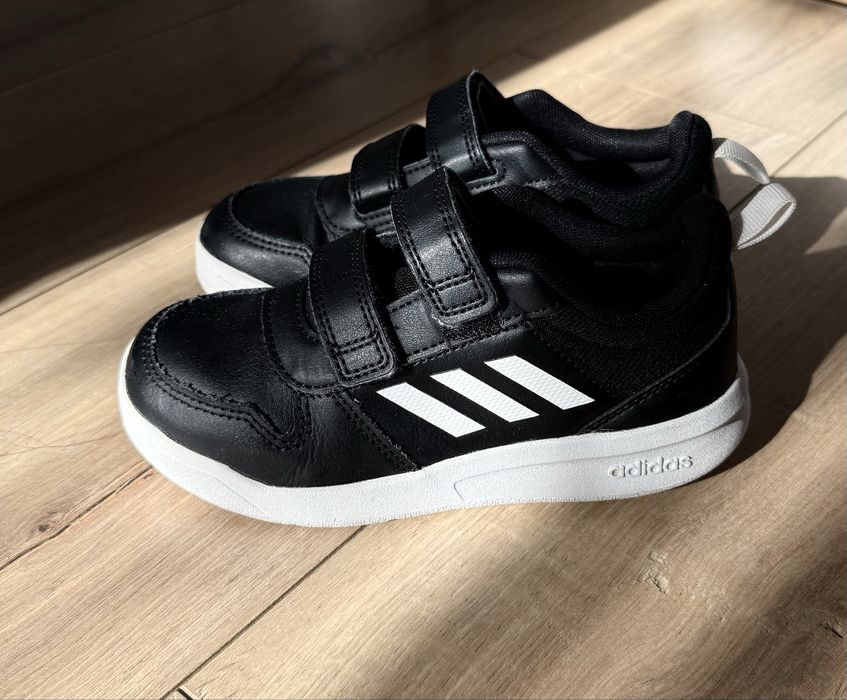 Детски маратонки адидас 30 номер