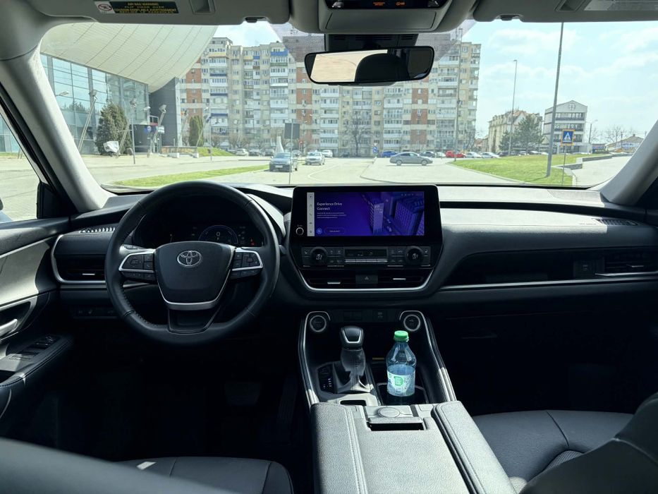 Toyota Grand Highlander 2024