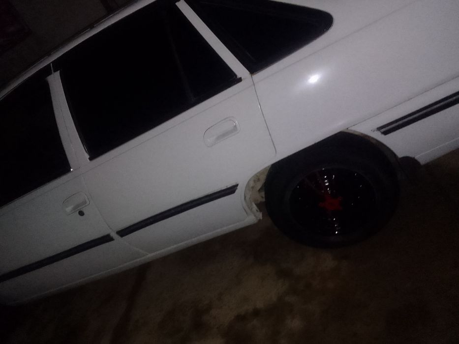 Нексия 1 сотилади