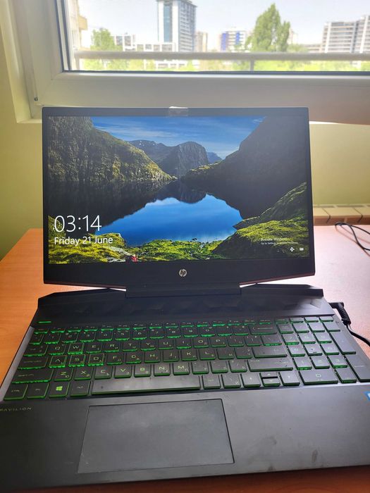 Комплект Gaming laptop HP Pavillion 15, мишка и слушалки на Razer