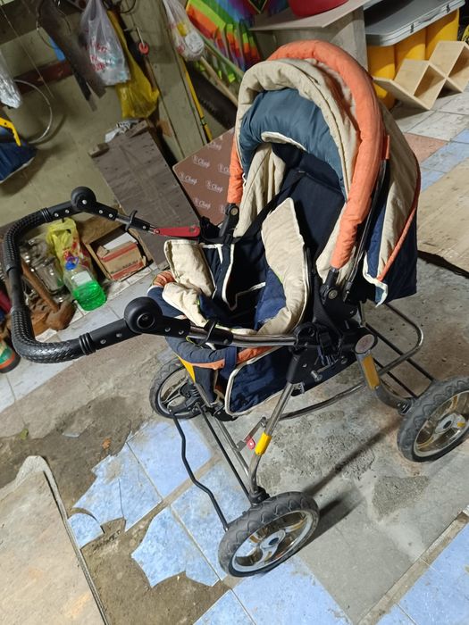 Детская коляска (металлическая)