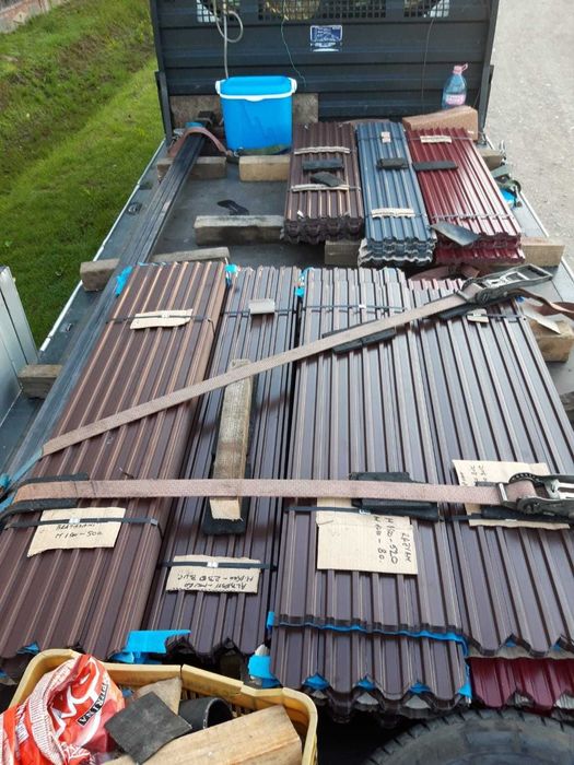 Sipca metalica  1.5m vopsita pe ambele parti + Suruburi