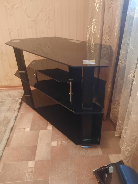 Тумбочка для телевизора