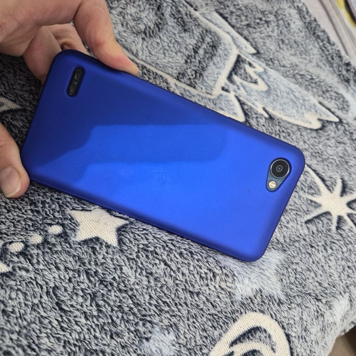 LG Q6 в отличном состоянии