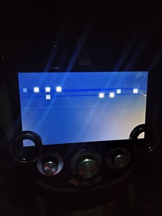 Monitor sotiladi yoki  barterga