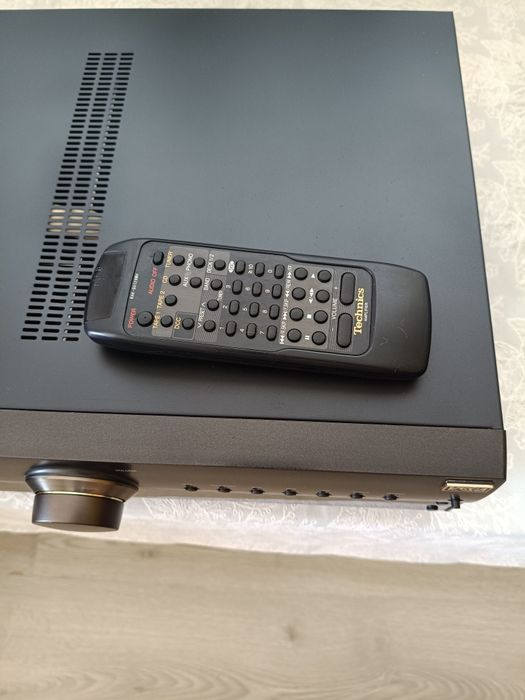 Technics amplificator SU-A 707 .