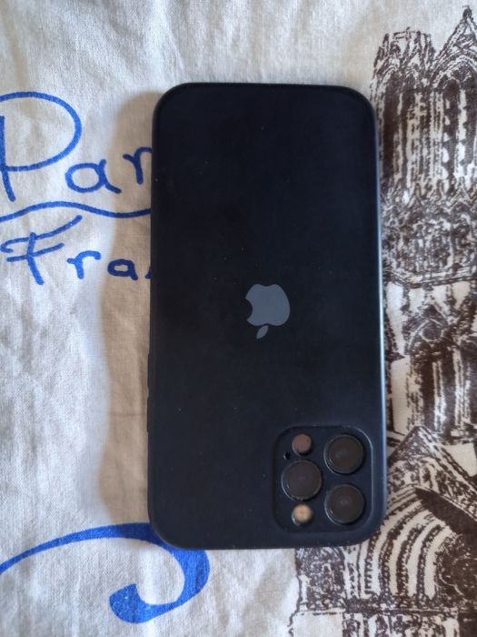 Продам Айфон 12 pro в отличном состояние!