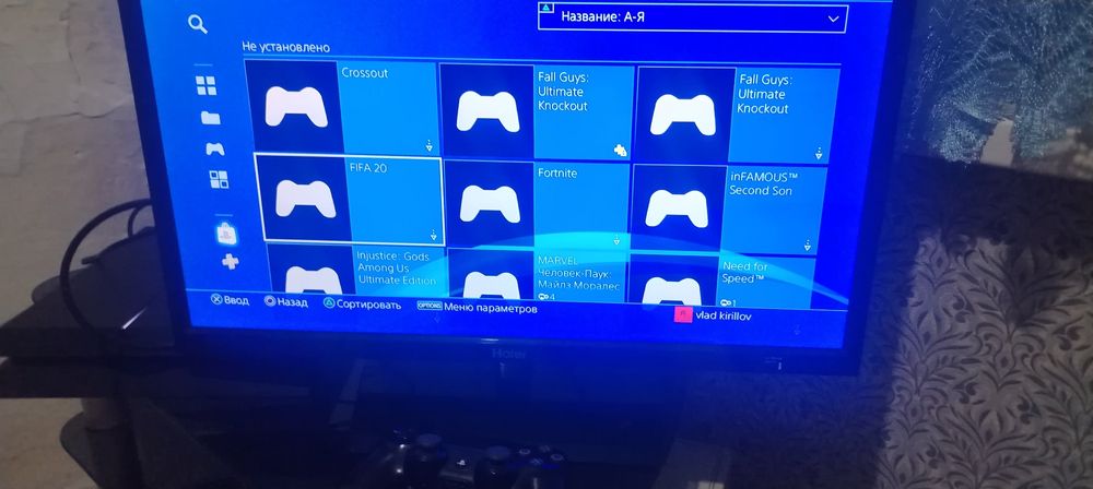 Продам пс 4 или обен на айфон