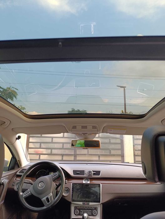 VOLKSWAGEN Passat 2011 — imagine 3