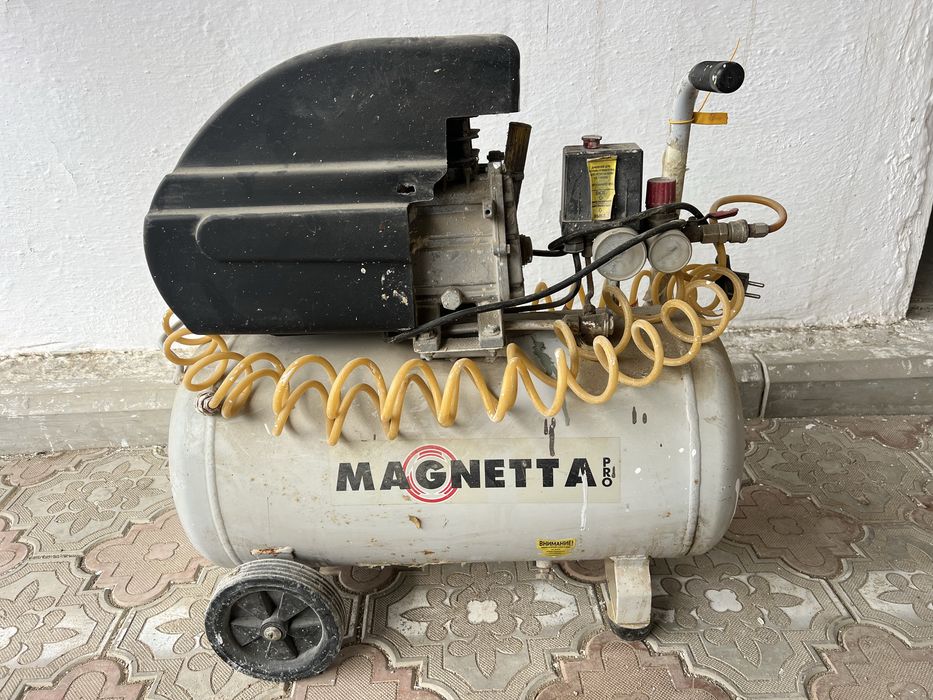 Воздушный компрессор