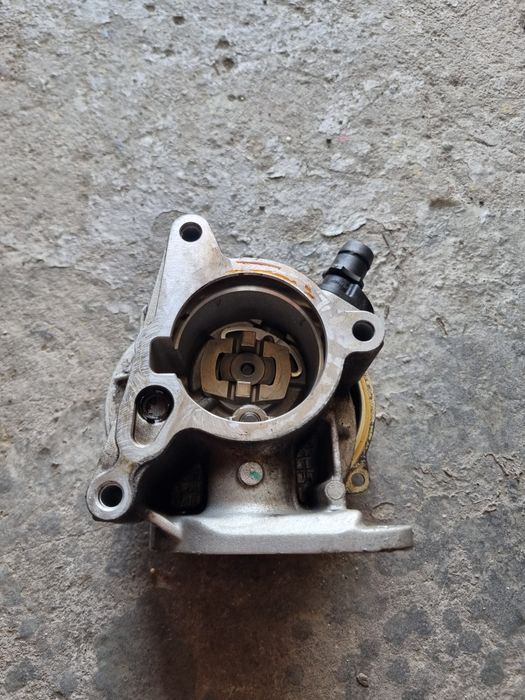 Pompa vacuum 1.8 tsi benzina Turbo CDGA BZB 06H145100AB
