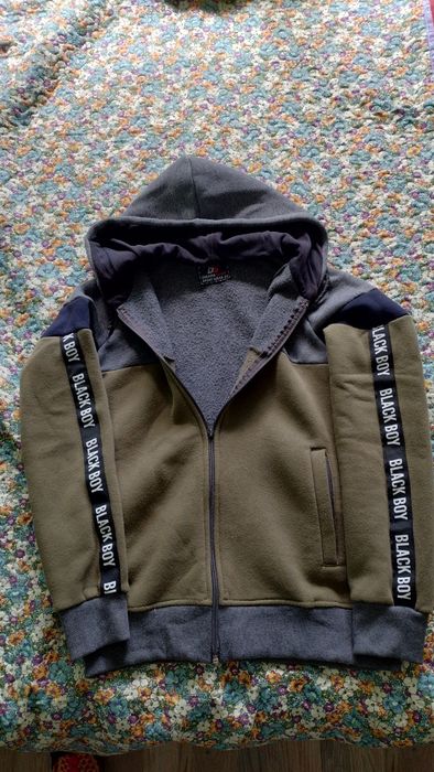 Детски спортен екип