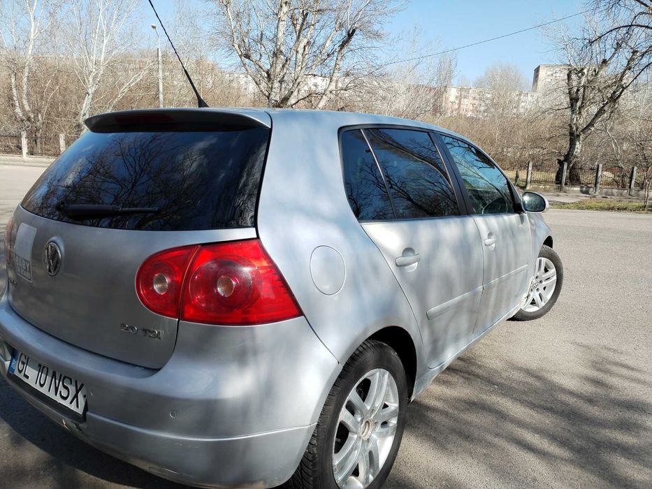 ||| 2900 Euro ||| Vand / Schimb VW Golf 5, automat DSG, 2007, 140 cp, diesel - Galati, sau schimb cu Golf 6 / Volvo V40 automate