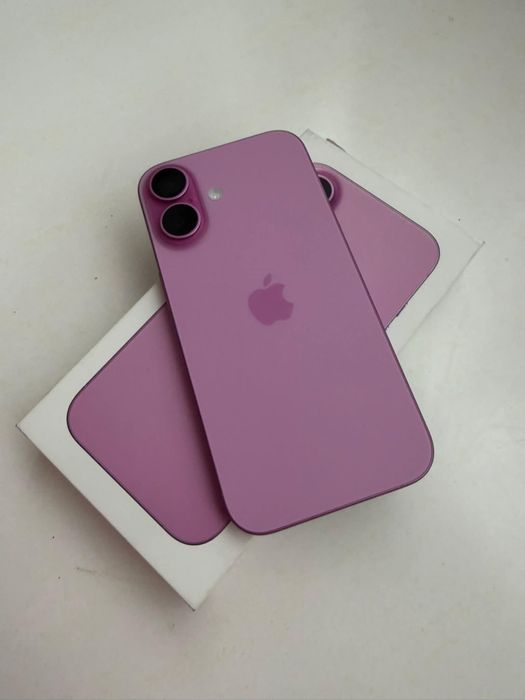 Продавам iPhone 16 128gb