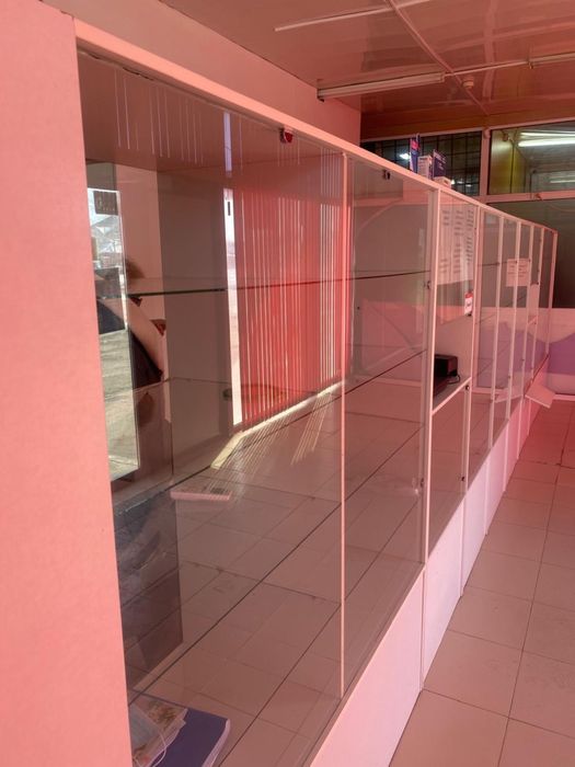 Мебель для аптек и магазинов