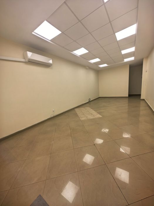 Дава се под наем Магазин в Разград, Бели Лом - 50 кв.м за 408 € - Снимка #1